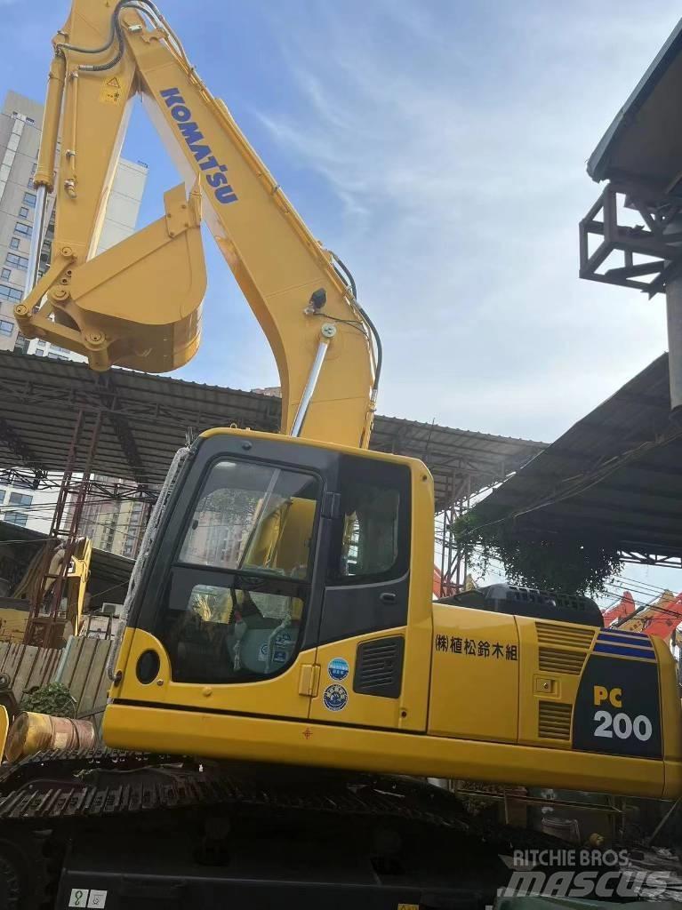 Komatsu PC 200 Mini pelle 7t-12t