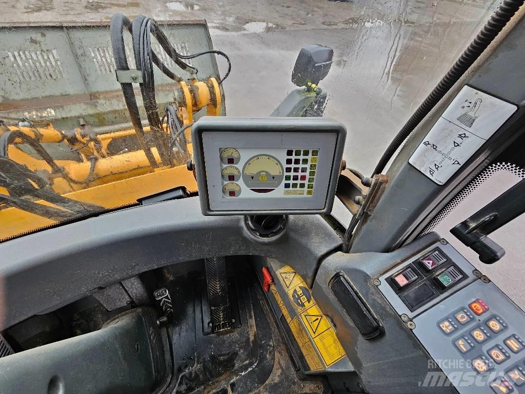 Liebherr L 524 Chargeuse sur pneus