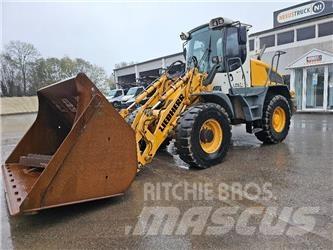 Liebherr L 524 Chargeuse sur pneus