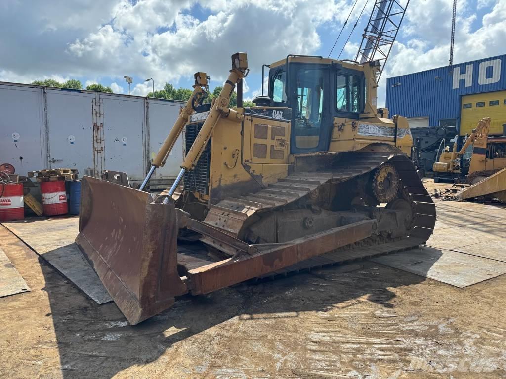 CAT D 6 R LGP Bouteurs sur chenilles