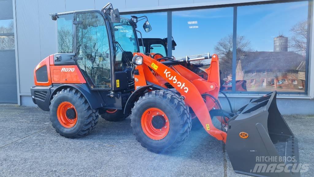 Kubota R 070 Chargeuse sur pneus