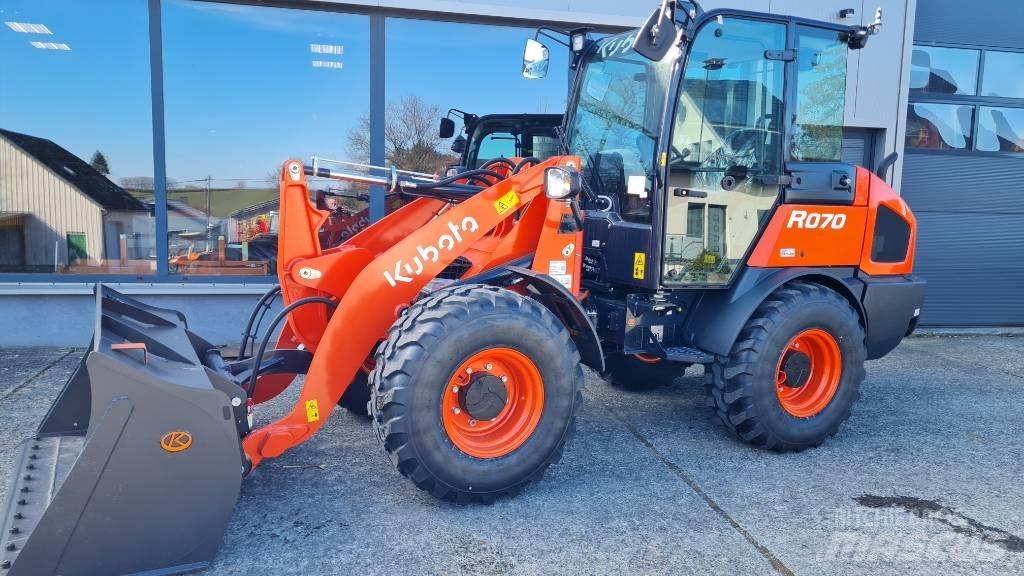 Kubota R 070 Chargeuse sur pneus