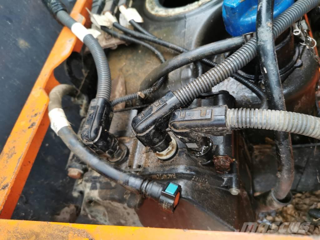 Doosan DX 225 SLR Pelle sur chenilles