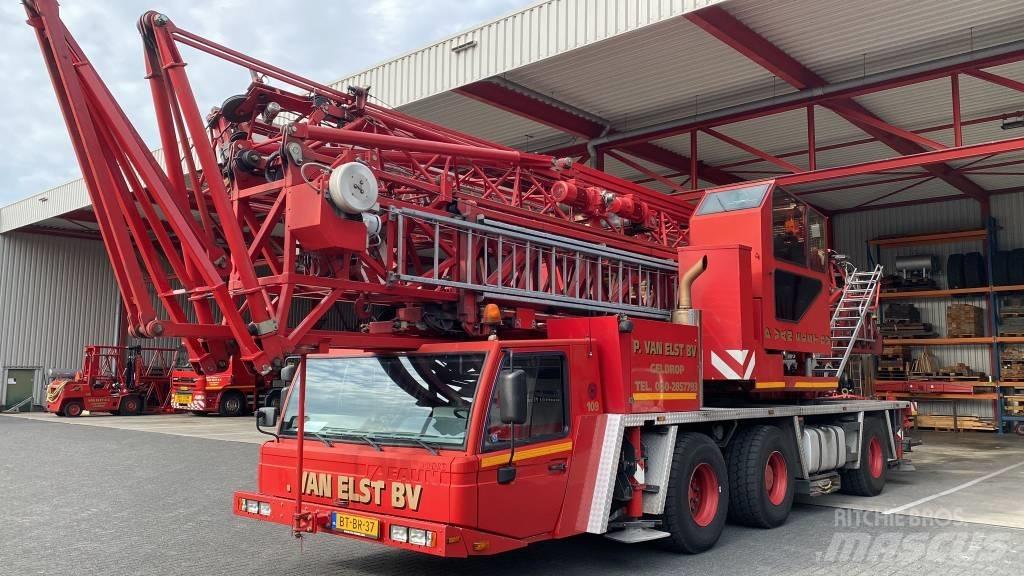 Munsters AF 38 Grue à tour