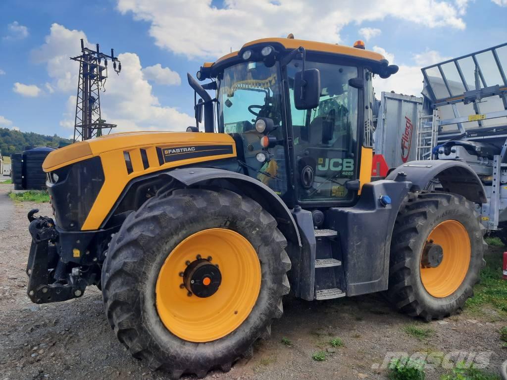 JCB Fastrac 4220 Tracteur