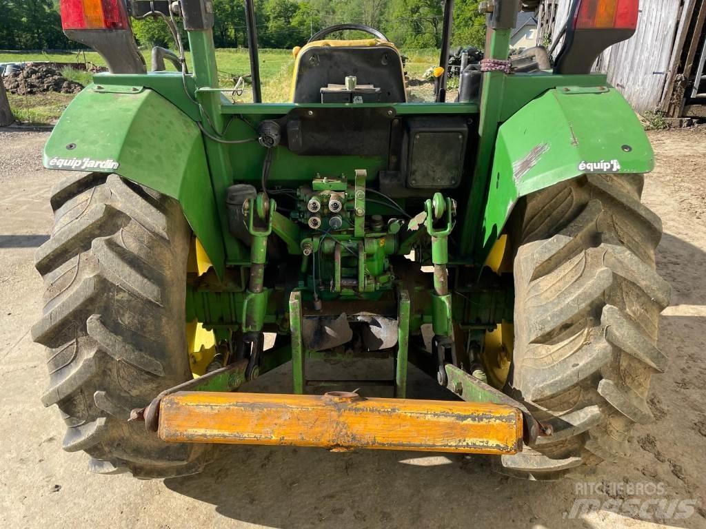 John Deere 5215 Tracteur