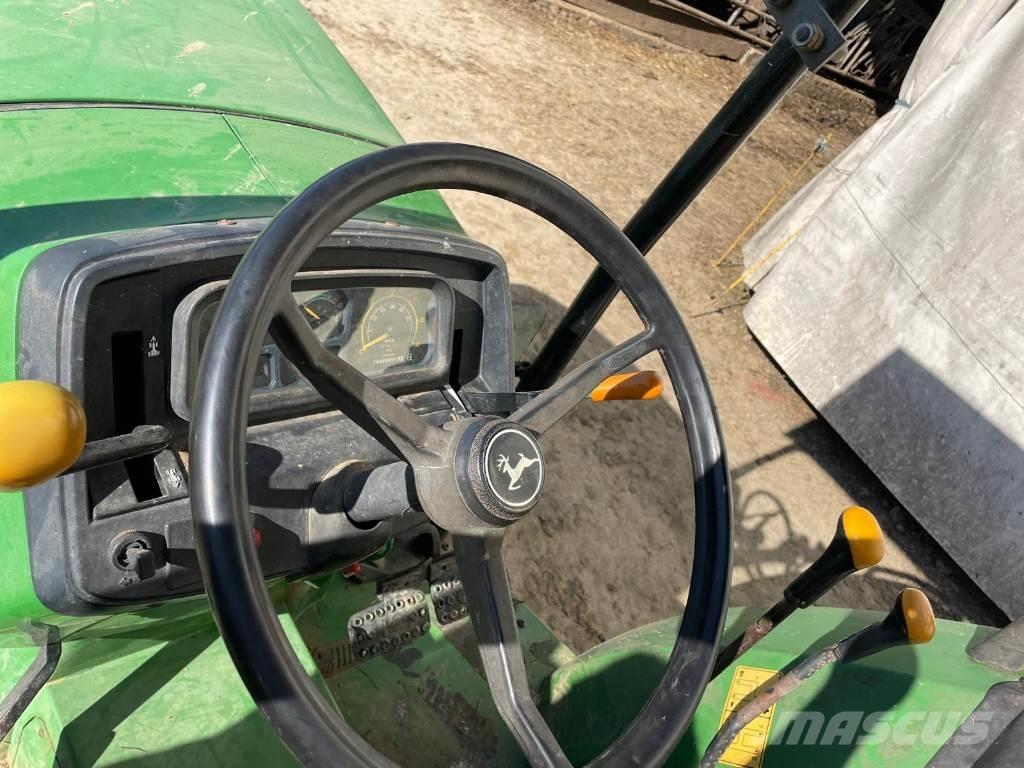 John Deere 5215 Tracteur