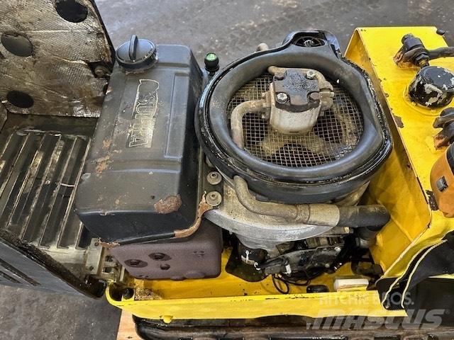 Bomag BPH80/65 Compacteur de sol