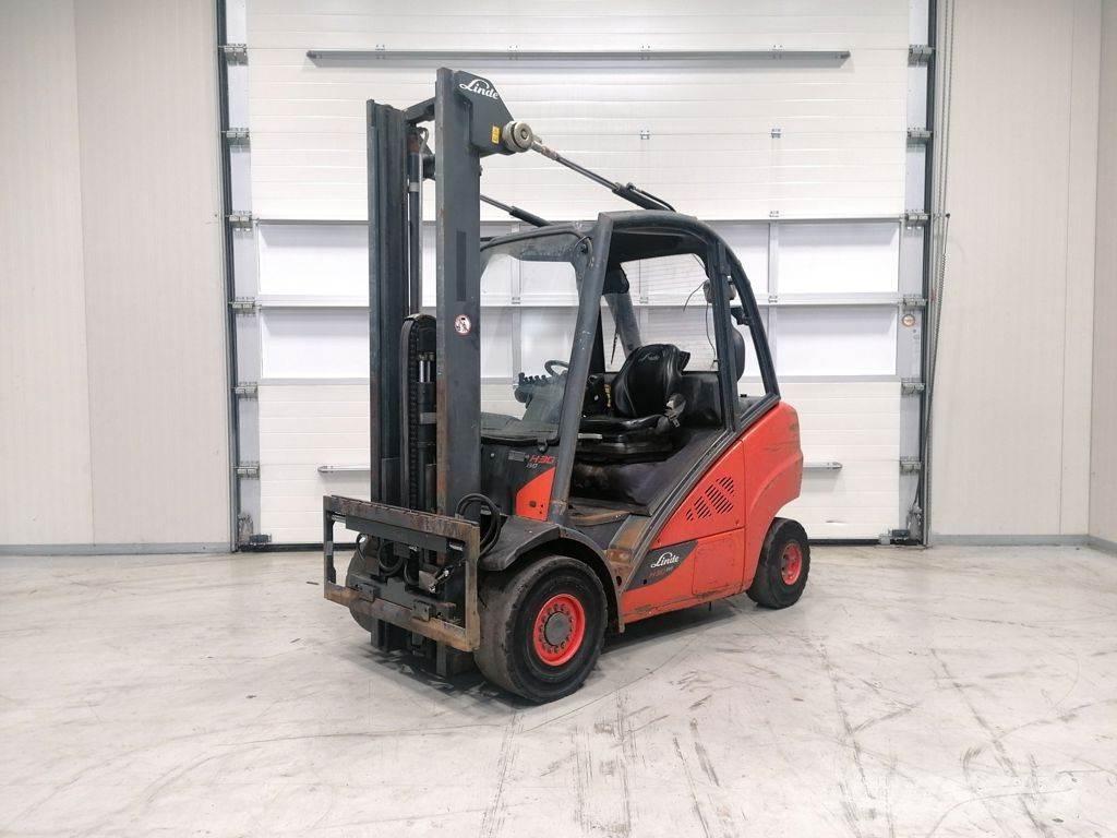 Linde H30D-02 Chariots diesel