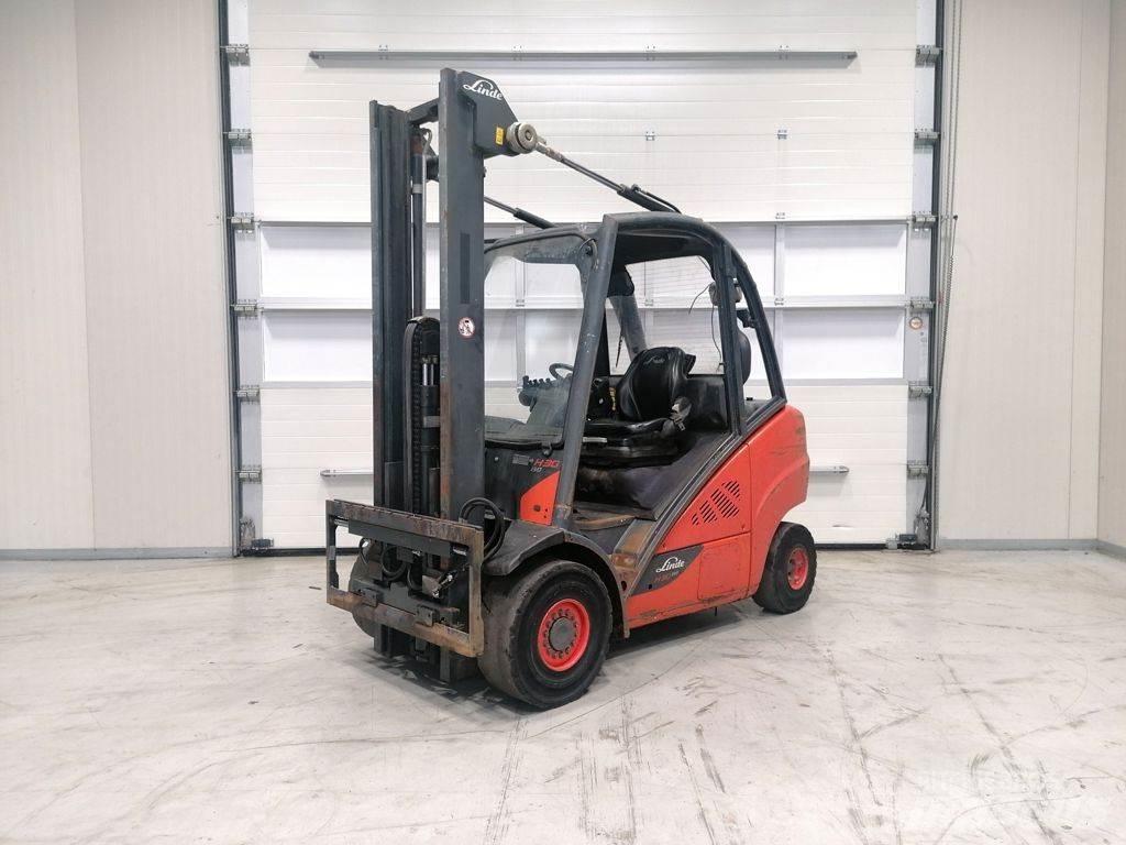Linde H30D-02 Chariots diesel