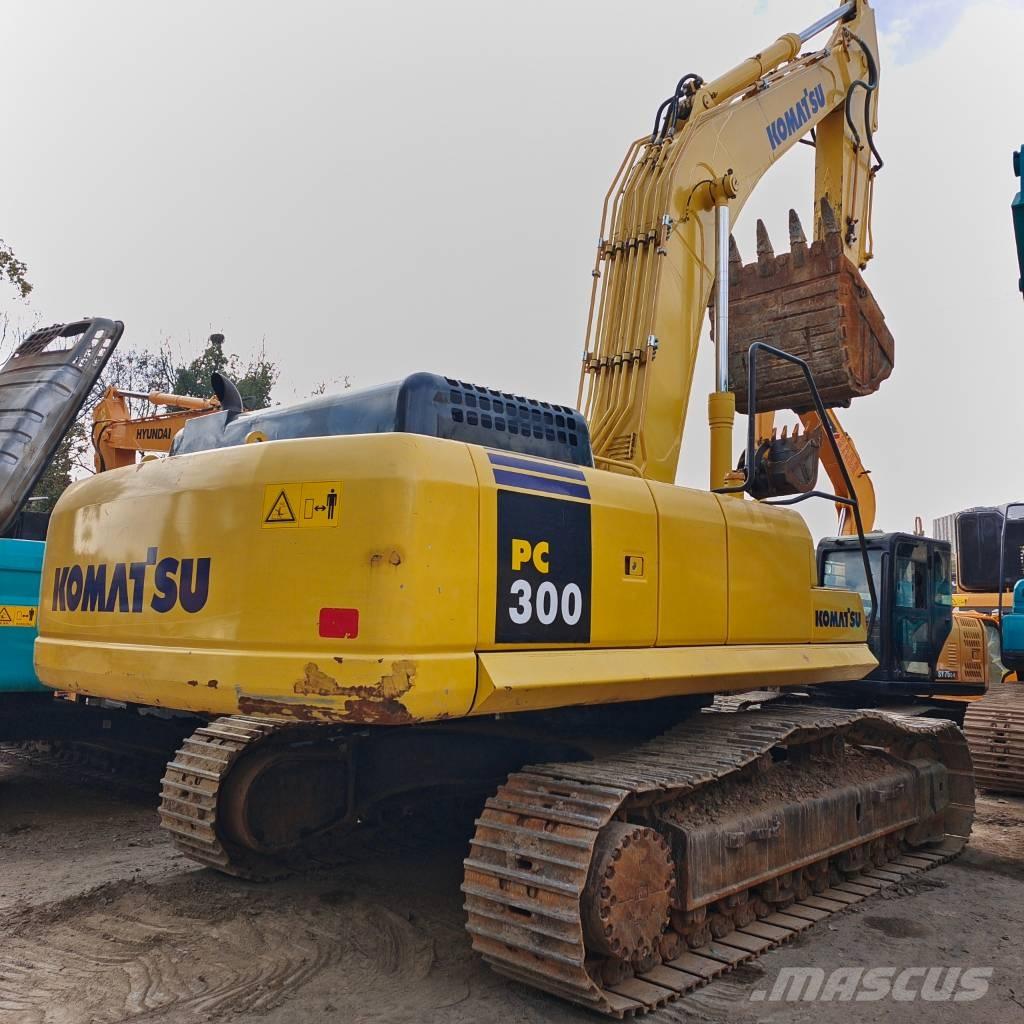 Komatsu PC 300-7 Pelle sur chenilles