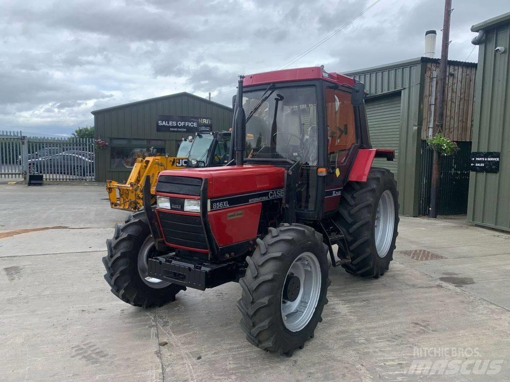 Case IH 856 XL Tracteur