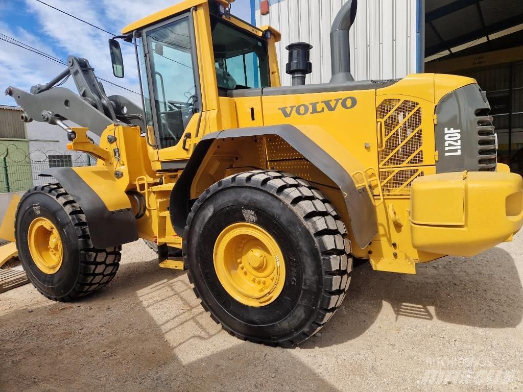 Volvo L 120 F Chargeuse sur pneus