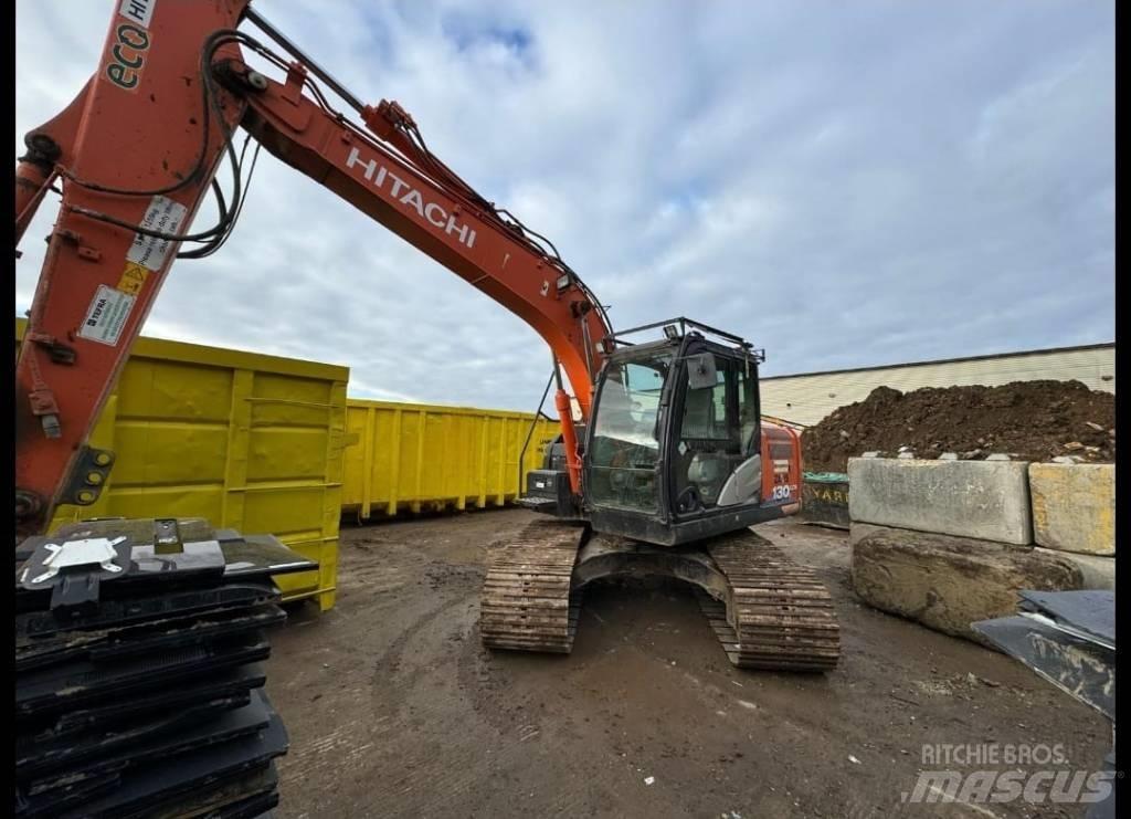 Hitachi ZX 130 LC N Pelle sur chenilles