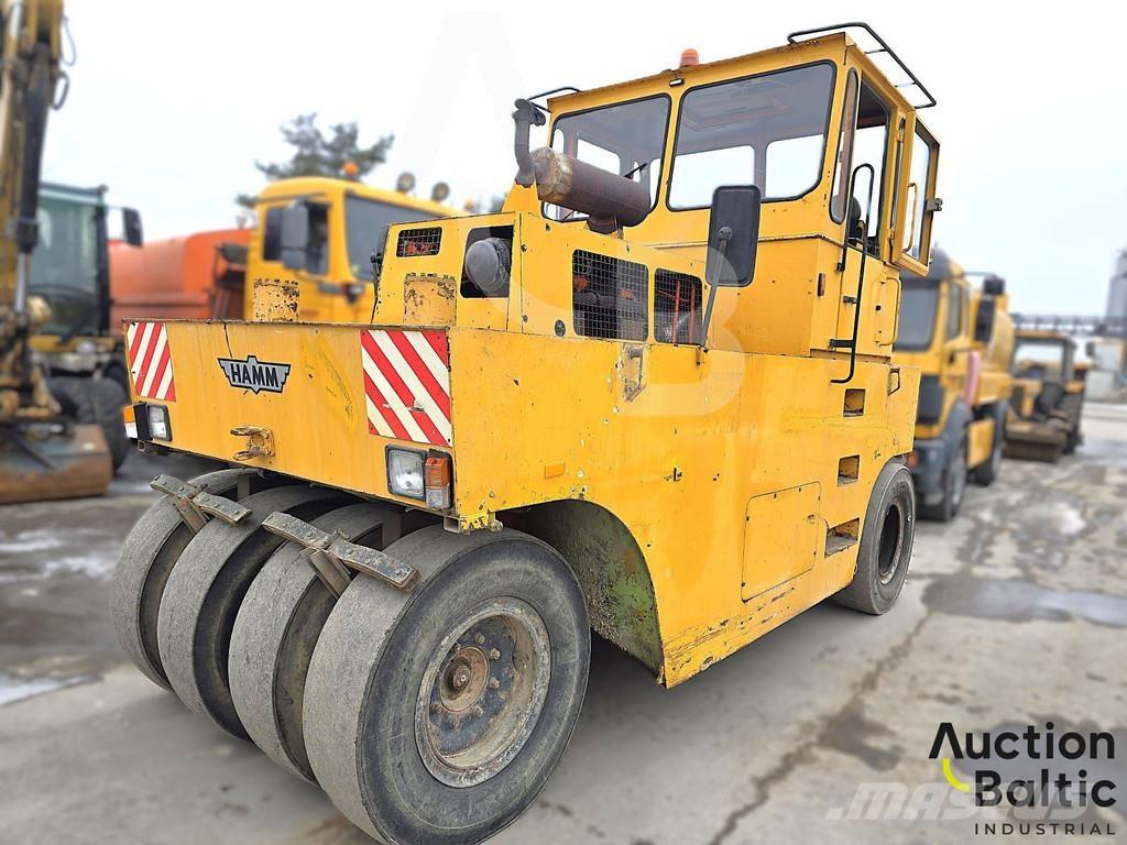 Hamm GRW 18 Rouleaux à pneumatiques