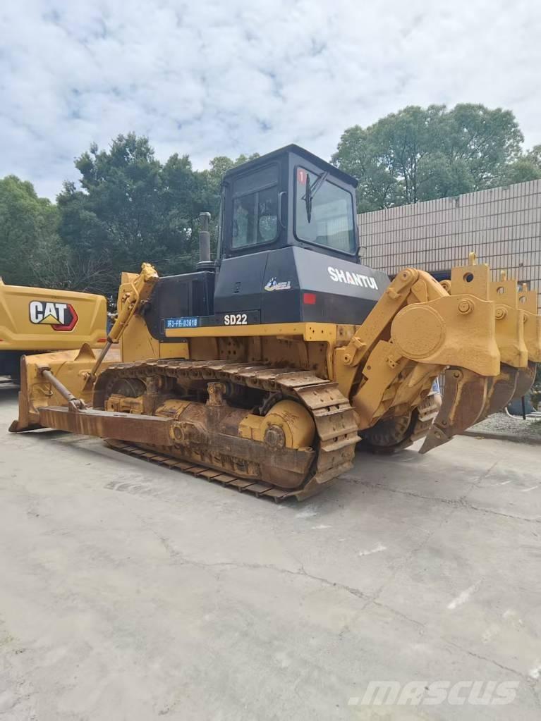 Shantui SD 22 Niveleuse