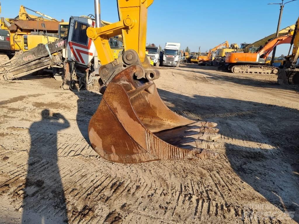 CASE CX 210 LC Pelle sur chenilles