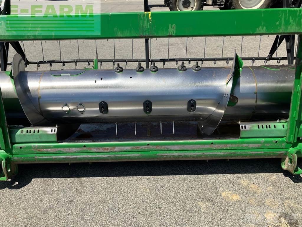 John Deere 620R Accessoires moissonneuse batteuse
