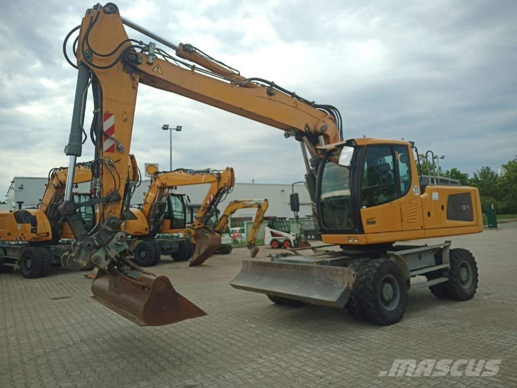 Liebherr A 924 Pelle sur pneus