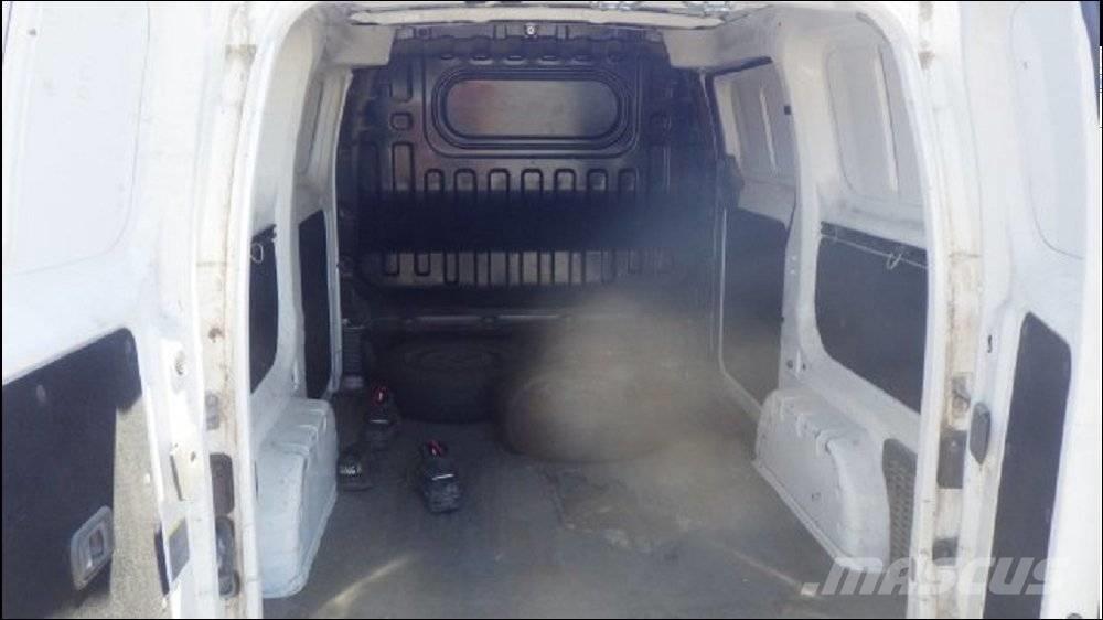 Nissan NV 200 Utilitaire