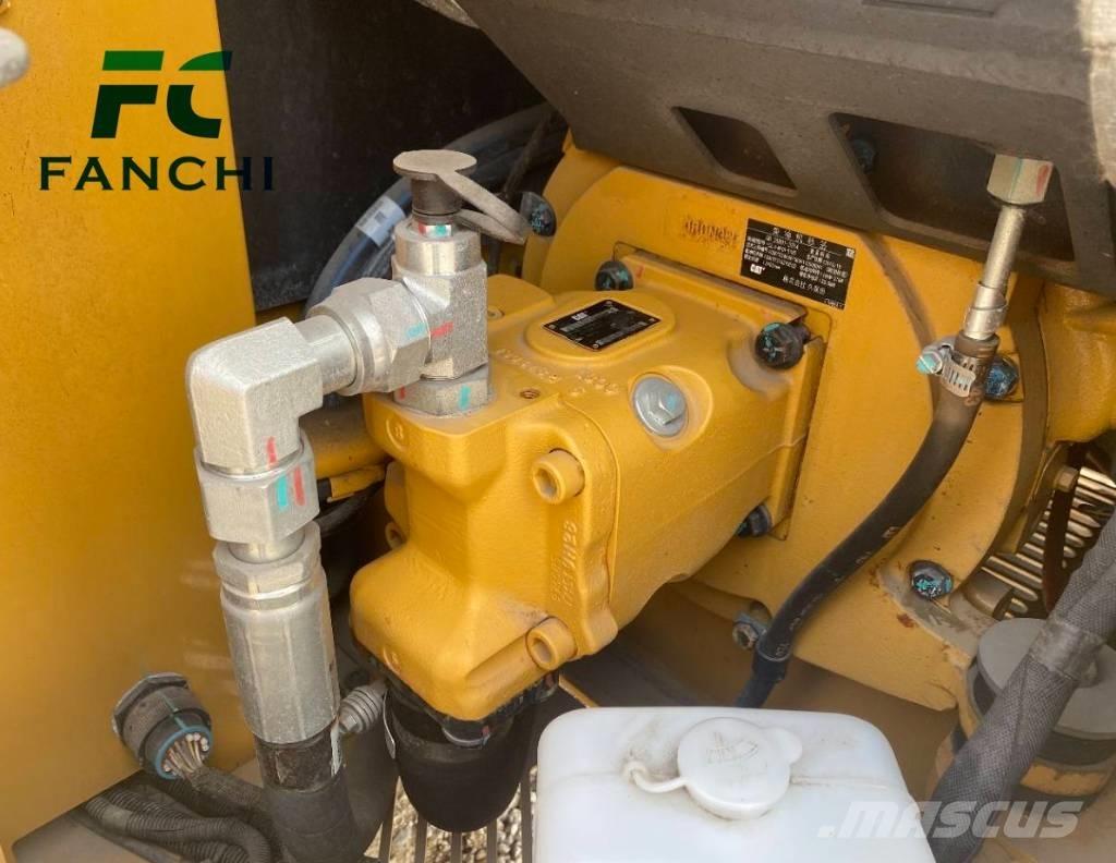 CAT 306 Pelle sur chenilles