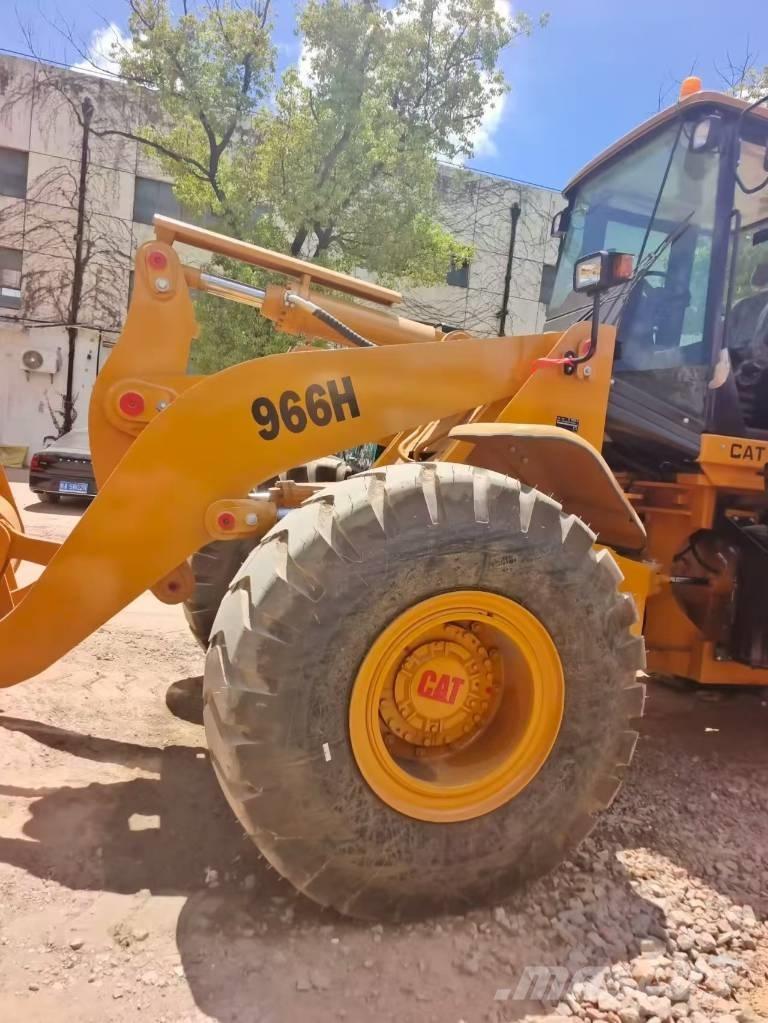 CAT 966 H Chargeuse sur pneus
