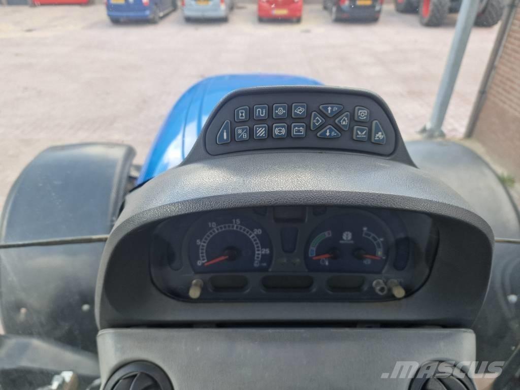 New Holland TS 135 A Tracteur