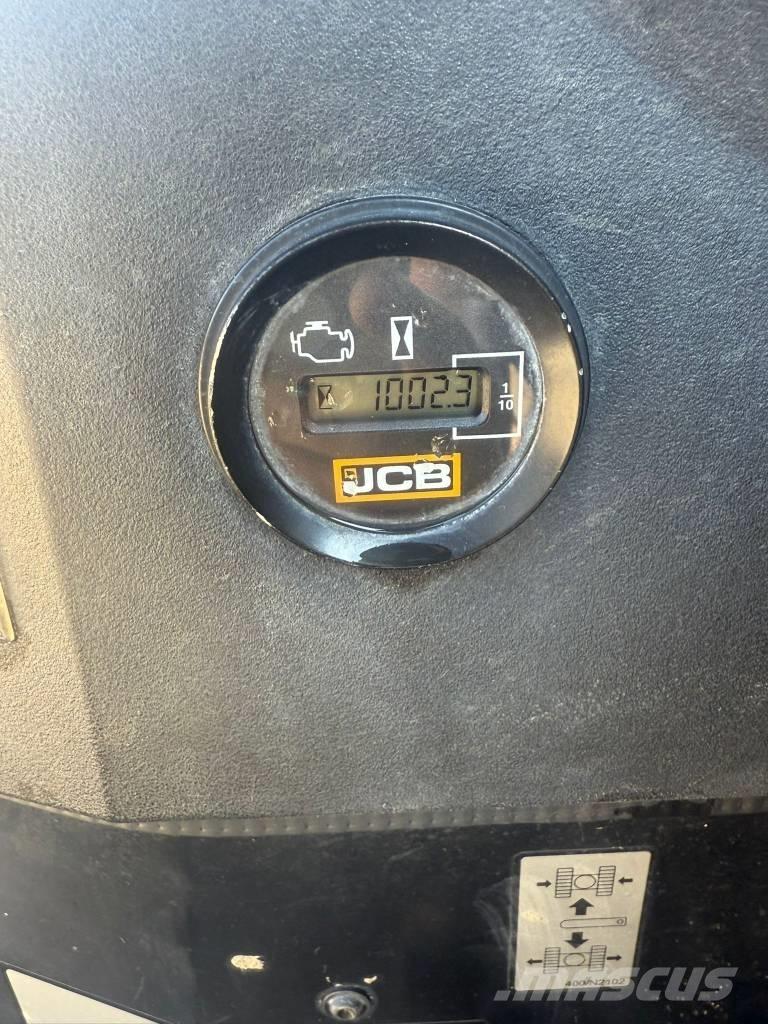 JCB 16 C-1 Mini pelle < 7t