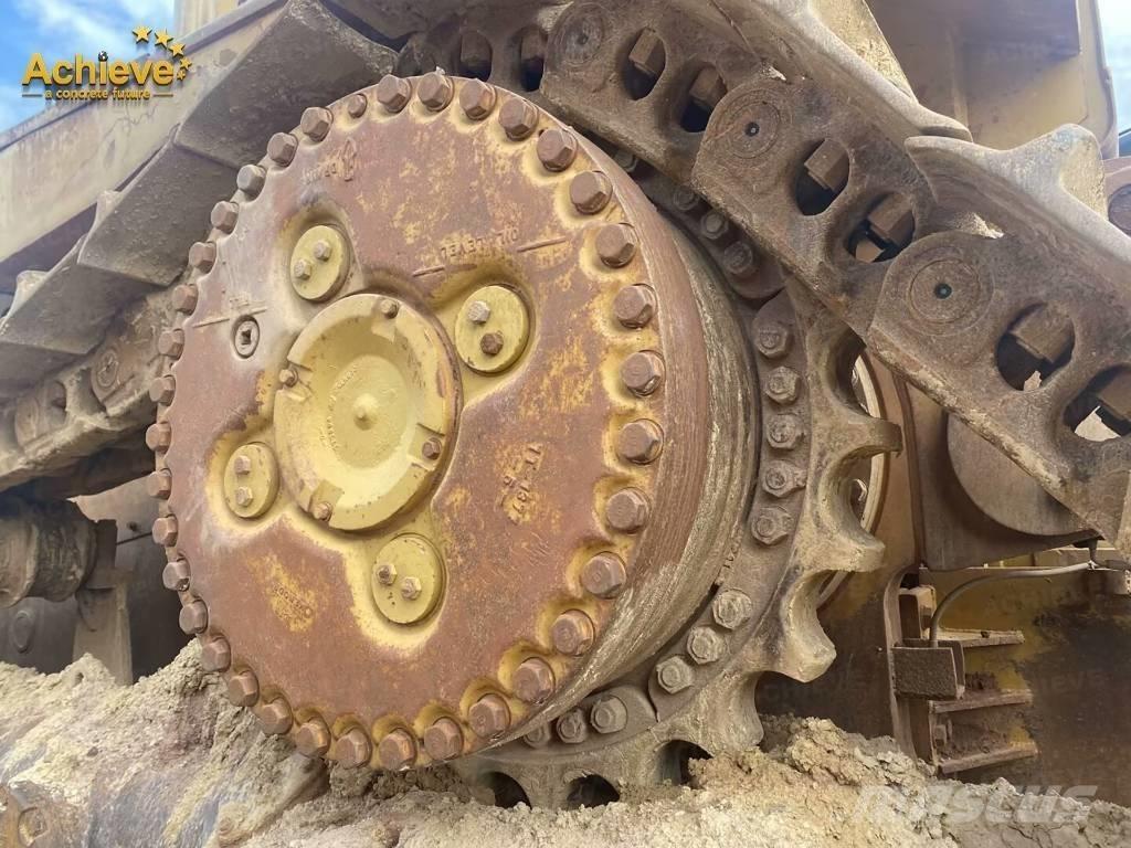 CAT D 11 N Bouteurs sur chenilles