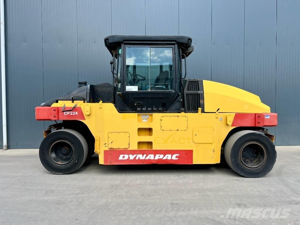 Dynapac CP224 Rouleaux à pneumatiques