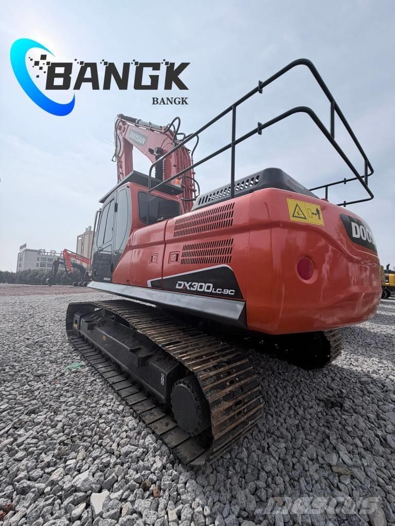 Doosan 300 Pelle sur chenilles