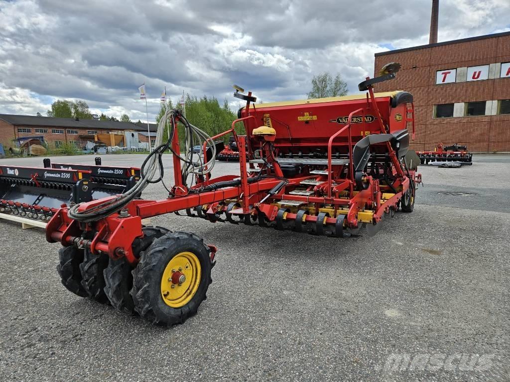 Väderstad Rapid 300 Semoir combiné