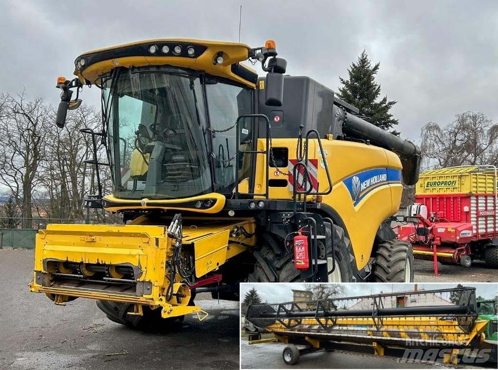 New Holland CX 880 Moissonneuse batteuse