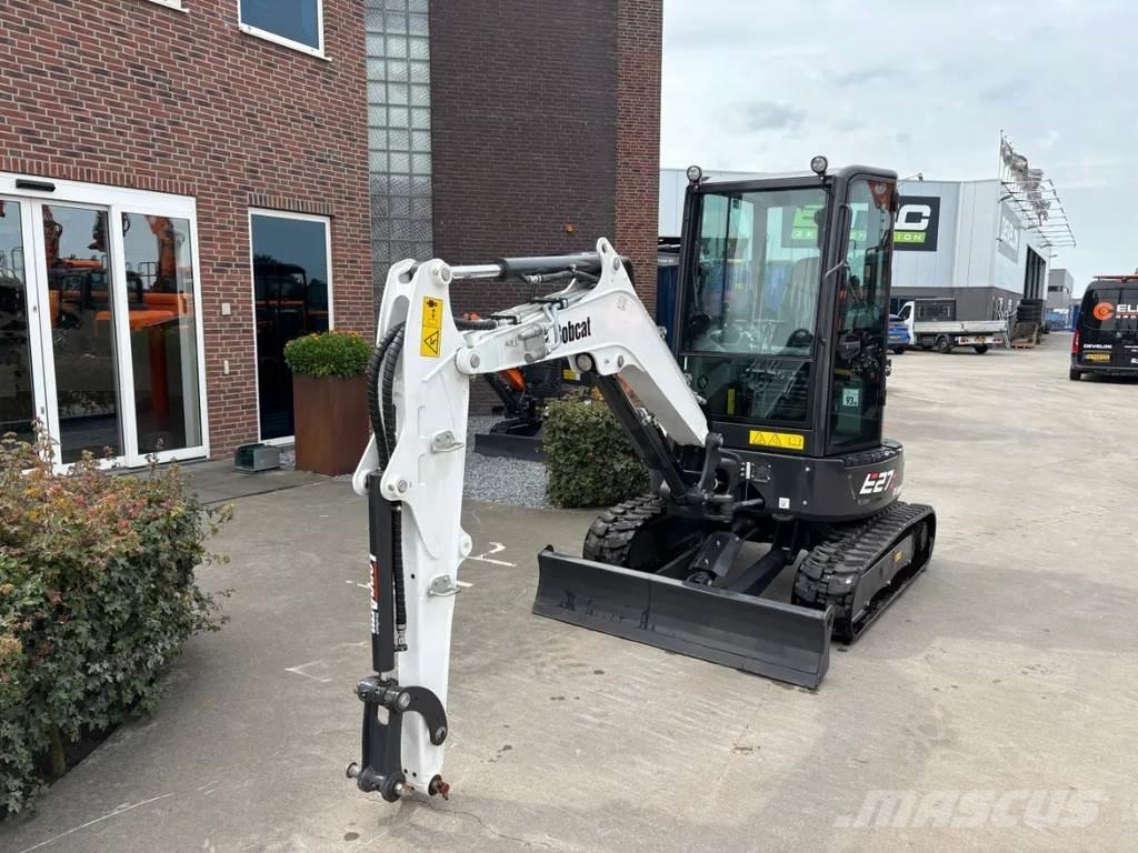 Bobcat E27Z Mini pelle < 7t