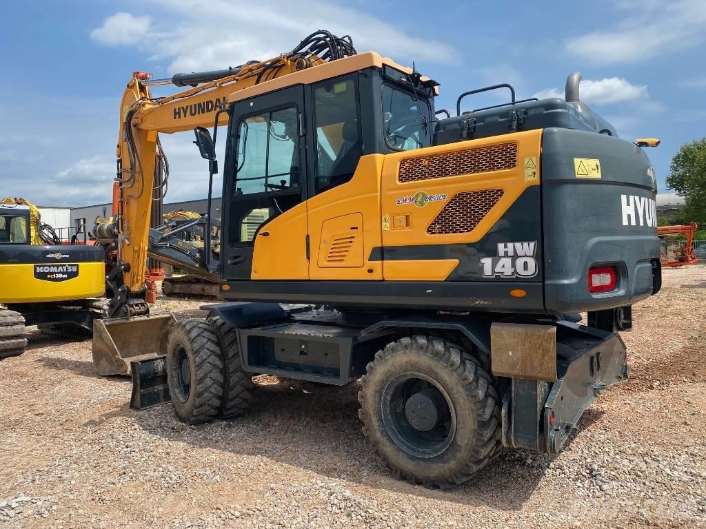 Hyundai HW140 Pelle sur pneus