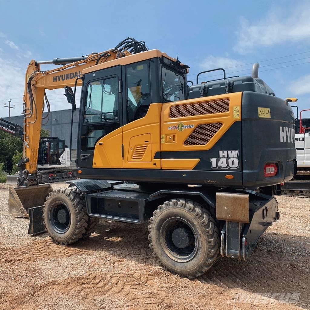 Hyundai HW140 Pelle sur pneus