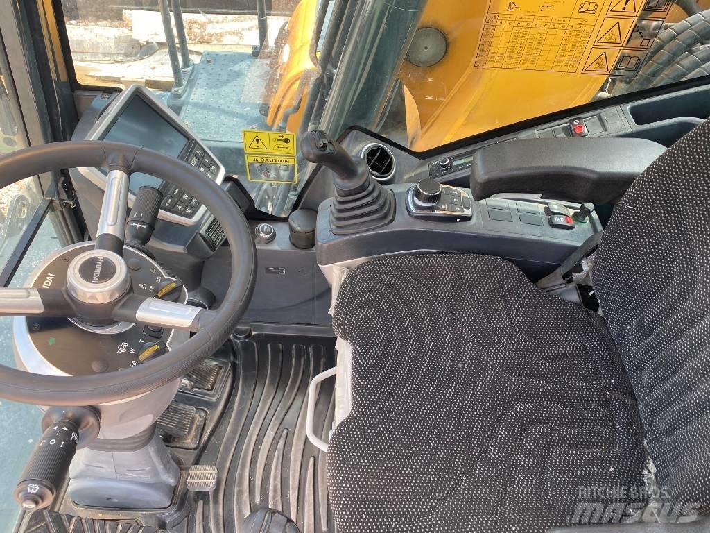 Hyundai HW140 Pelle sur pneus
