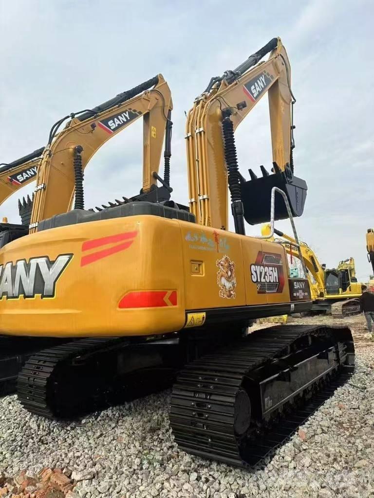Sany 215C Pelle sur chenilles
