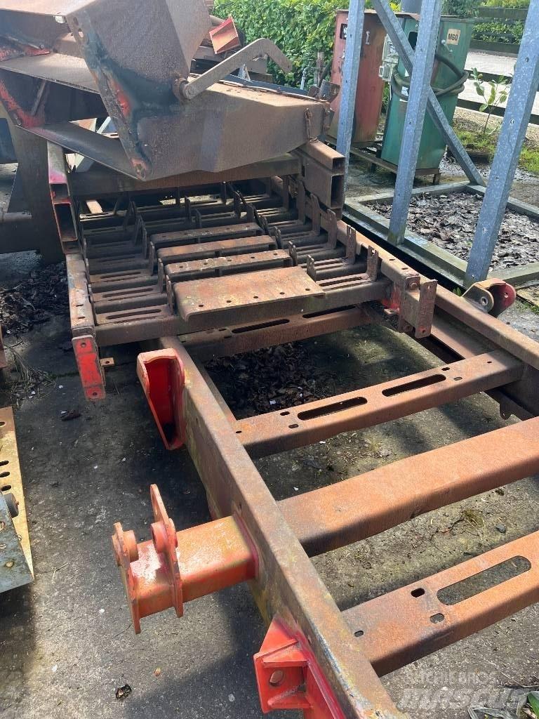 Sandvik QJ 341 Concasseur mobile