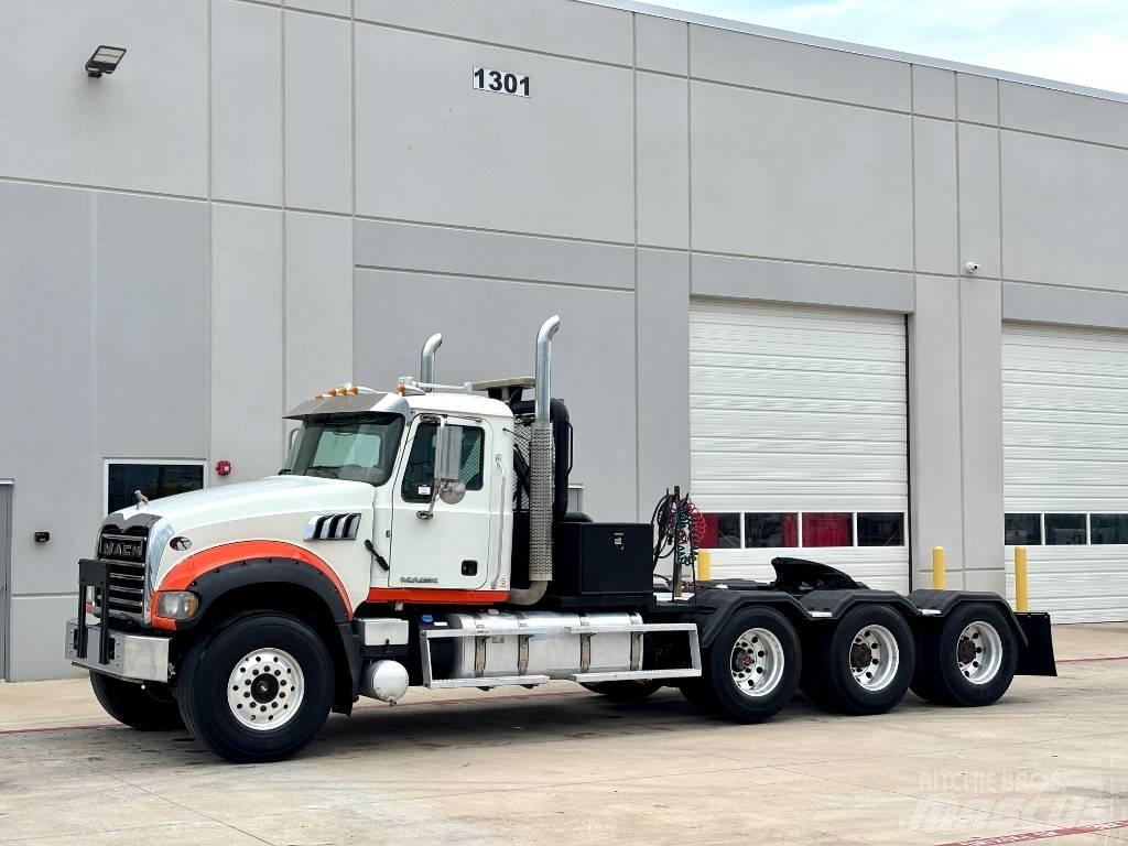 Mack GU 713 Camion dépannage