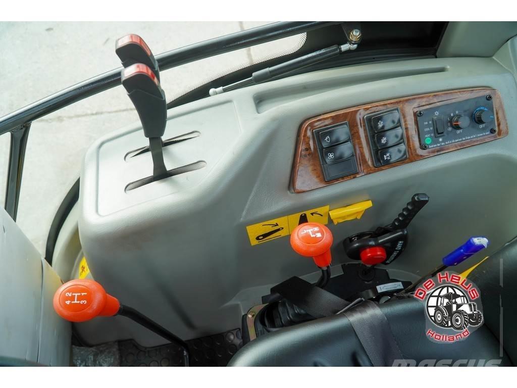 YTO NMF704C Tracteur