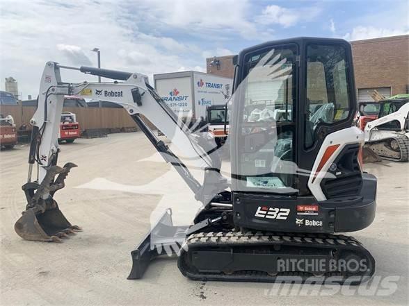 Bobcat E32i Mini pelle < 7t