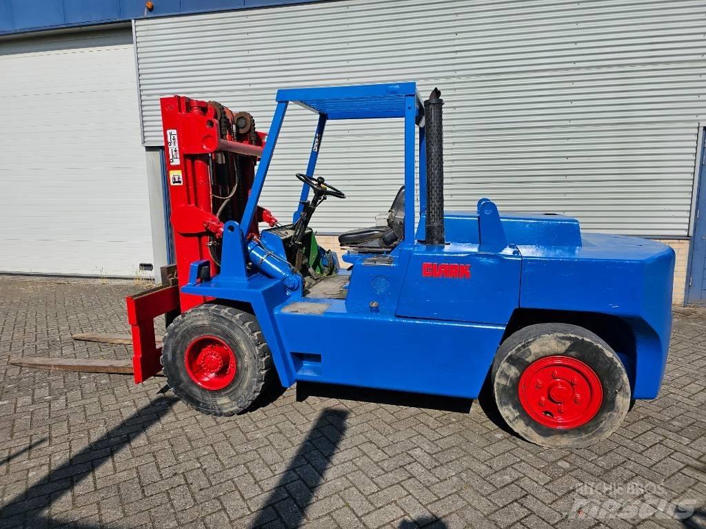 Clark DPH 70 Chariots diesel