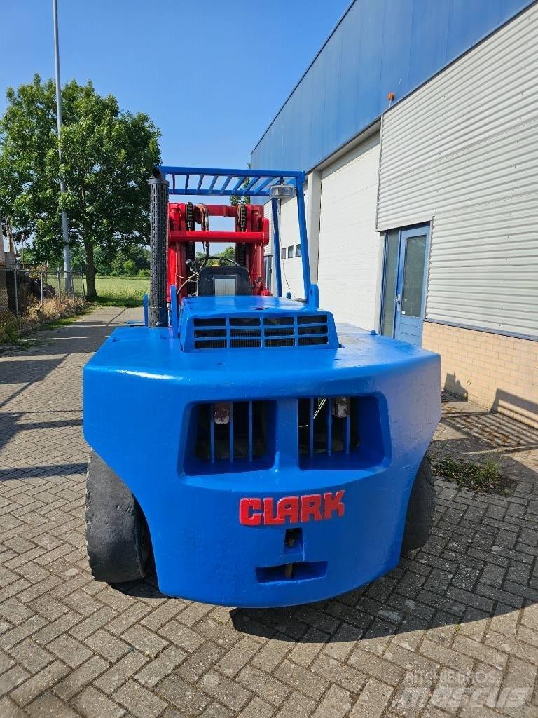 Clark DPH 70 Chariots diesel