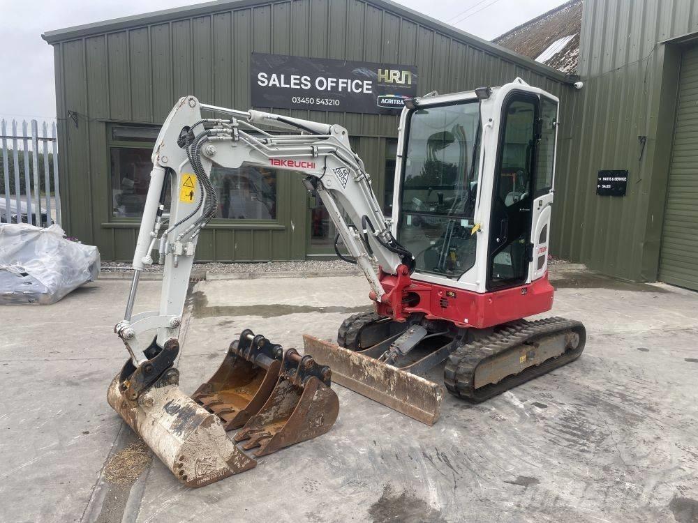 Takeuchi TB 325 R Mini pelle < 7t