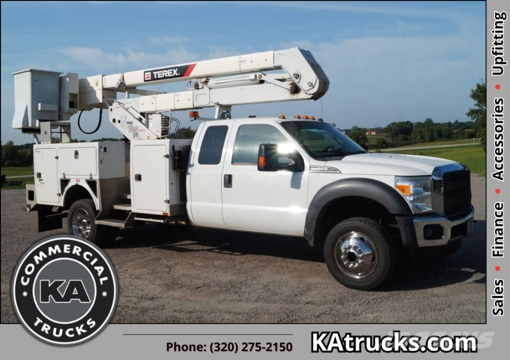 Ford F 550 XLT SD Camion nacelle