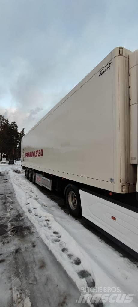Ekeri T3-R Semi remorque frigorifique