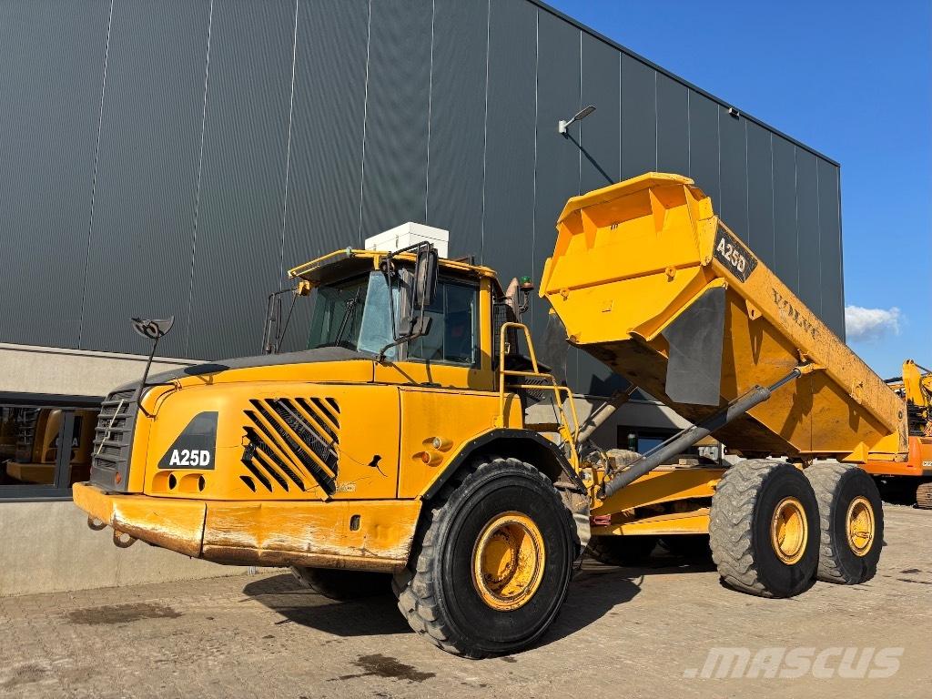 Volvo A 25 D Tombereau articulé