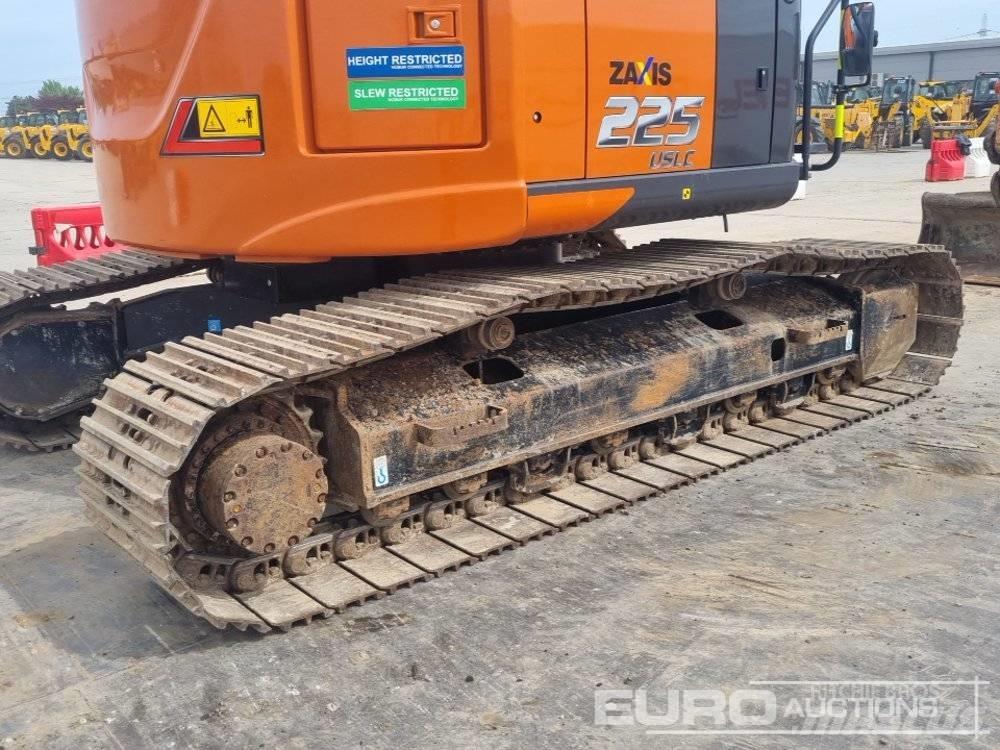Hitachi ZX225USLC-7 Pelle sur chenilles
