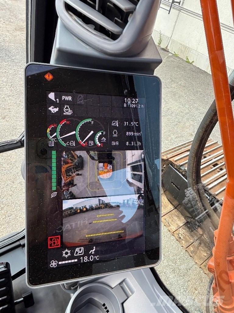 Hitachi ZX225USLC-7 Pelle sur chenilles